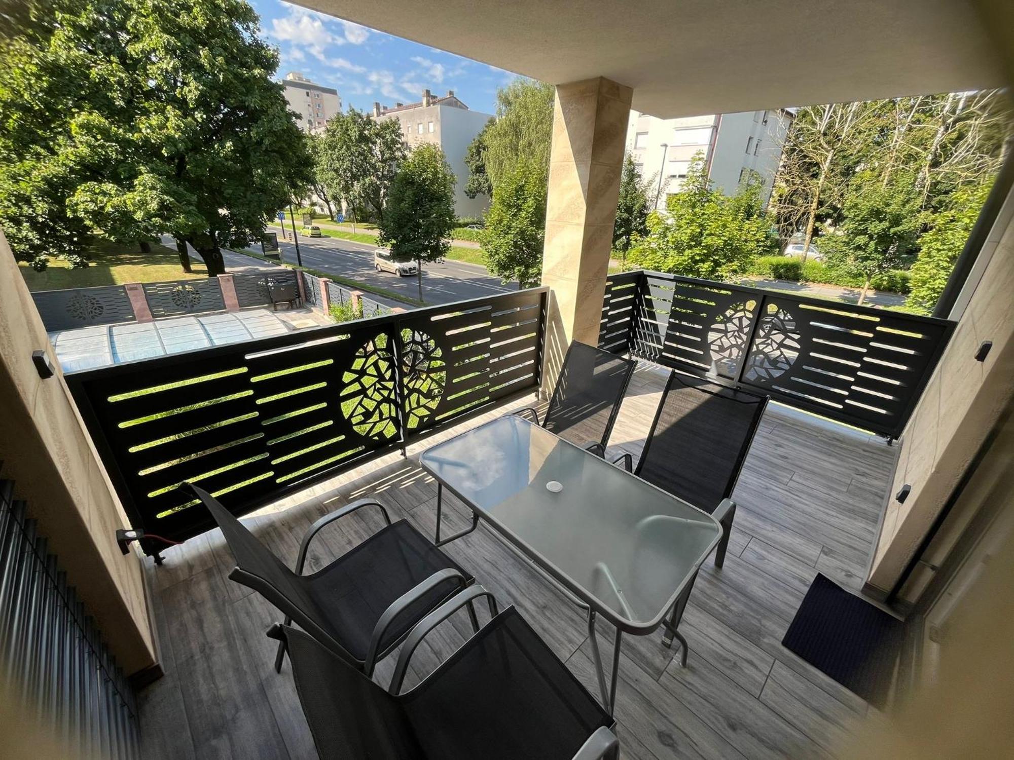 Vila Moste 2 - Free Parking & Pool, Ev Station Любляна Экстерьер фото